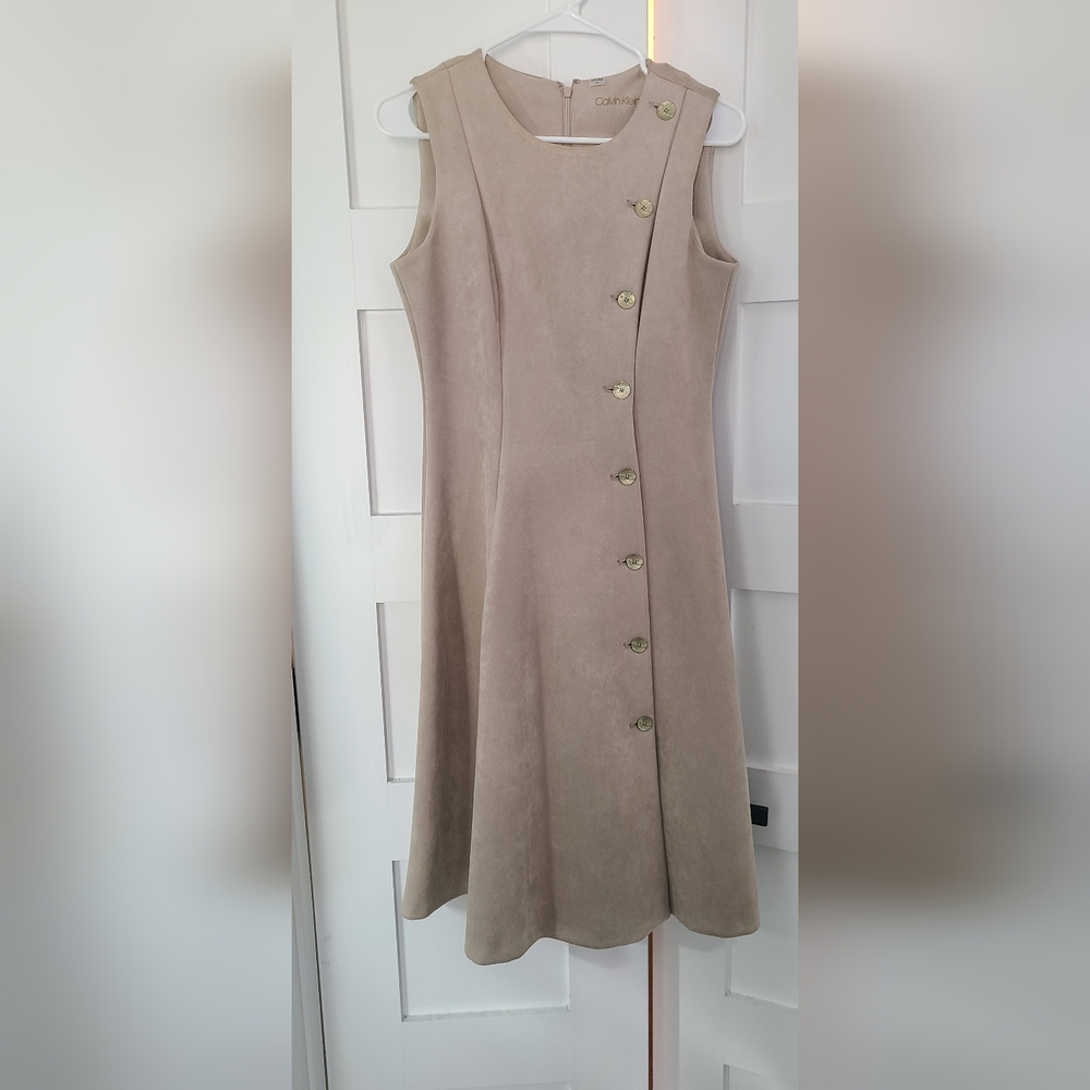 Beige/cream suede-like dress